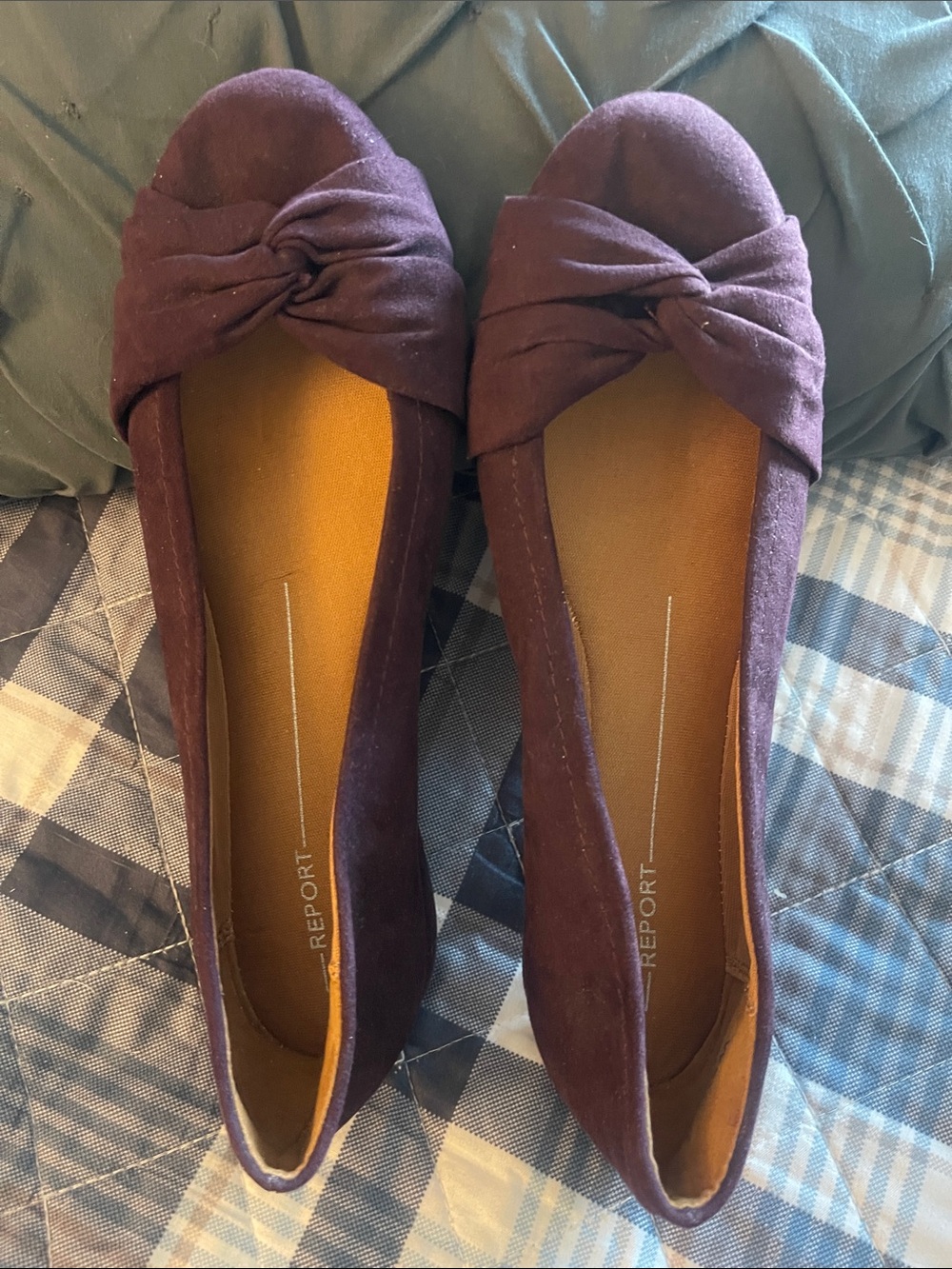 Report Women's Burgundy Knot-Front Ballet Flats